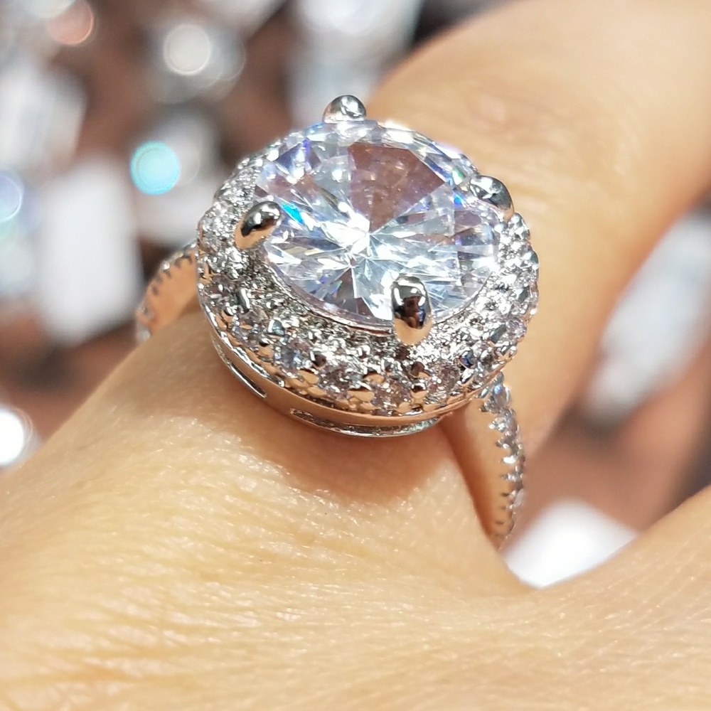 4ct Round cut Engagement Ring